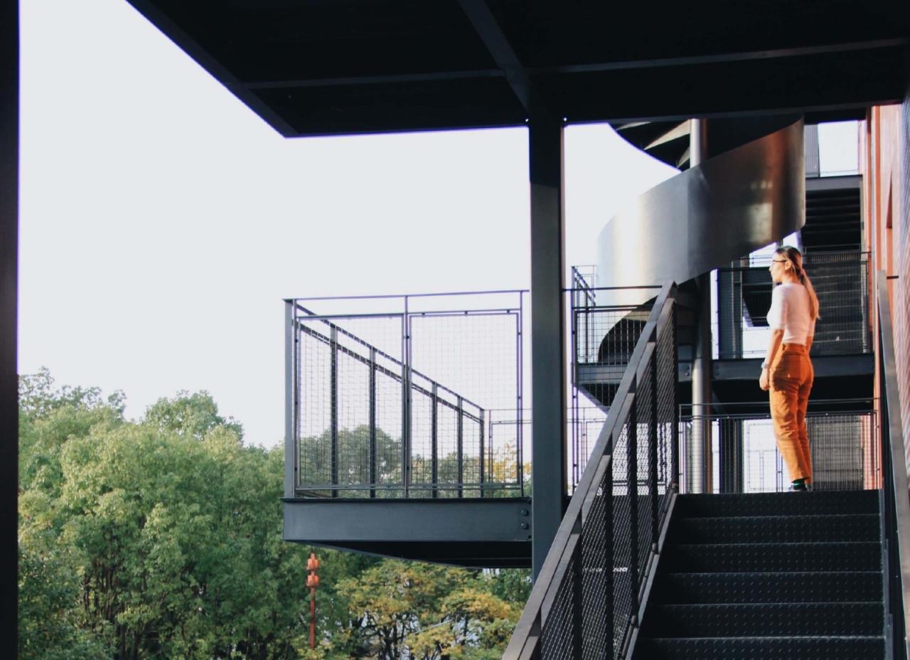 BIM建筑|华谊万创·新所迷宫墙 / 行之建筑设计事务所