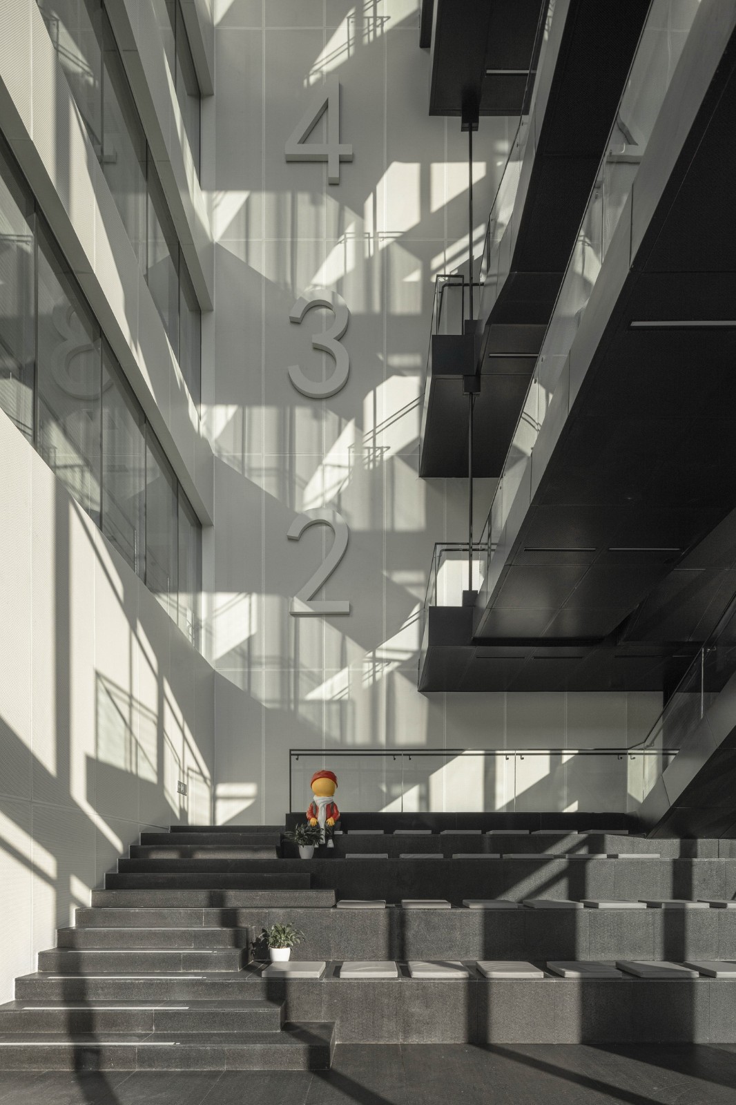 BIM建筑|护城河上的一段记忆迭代：总部办公楼更新 / 北京城建设计发展集团股份有限公司