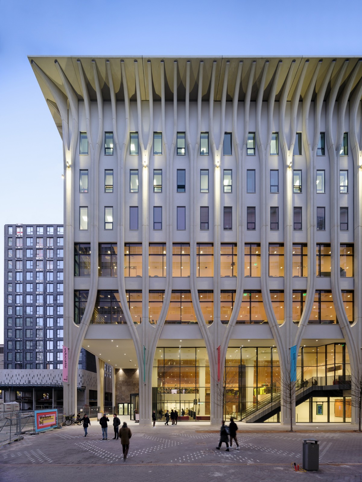 BIM建筑|Amare 表演艺术中心，海牙文化之家 / NOAHH