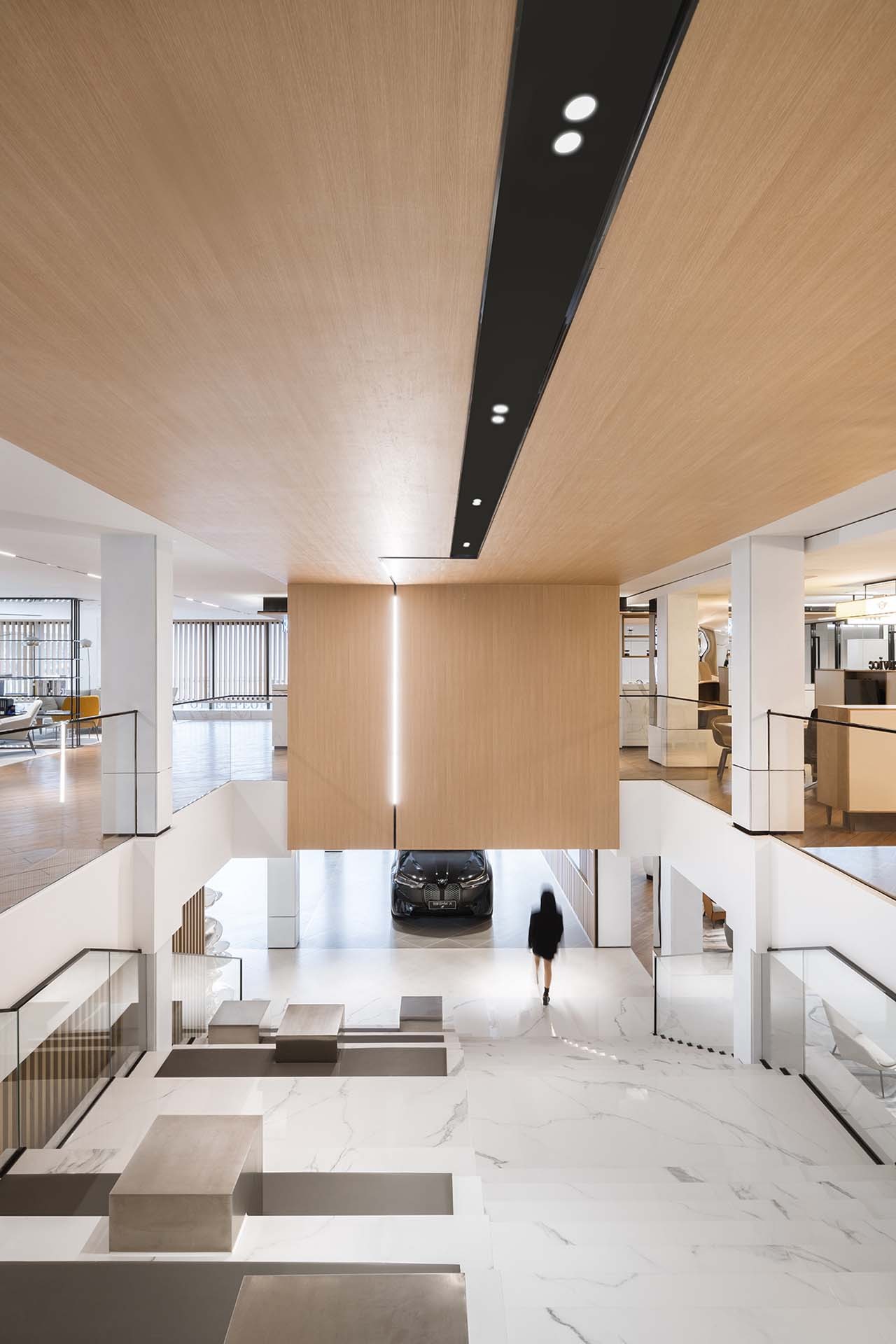 BIM建筑|成都BMW宝马体验中心 / 朱海博建筑设计事务所