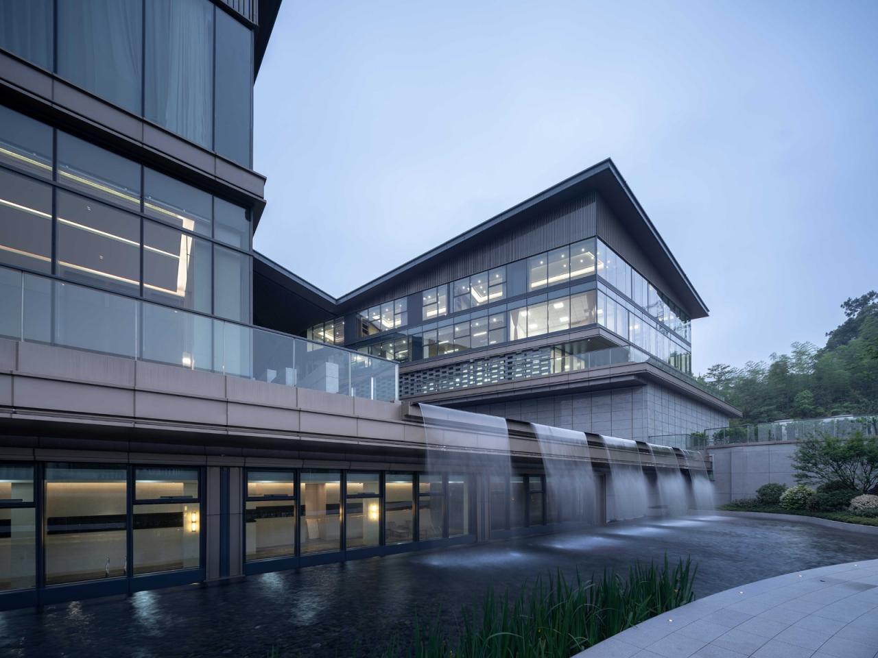 BIM建筑|长沙麓隐青竹湖展示中心 / PTA上海柏涛