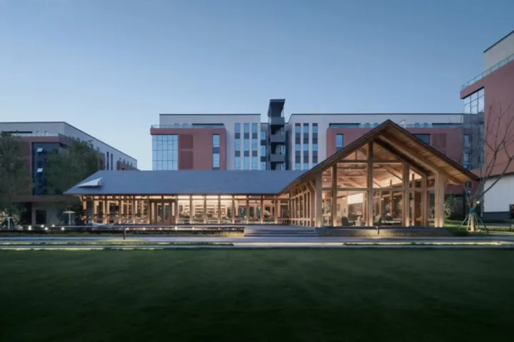 BIM建筑|谦逊朴实，但精工细琢的“暖建筑”：大地国际生命科学园咖啡厅 / 隽执科技