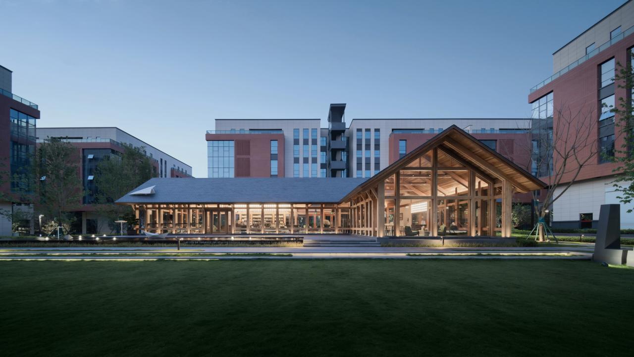 BIM建筑|谦逊朴实，但精工细琢的“暖建筑”：大地国际生命科学园咖啡厅 / 隽执科技