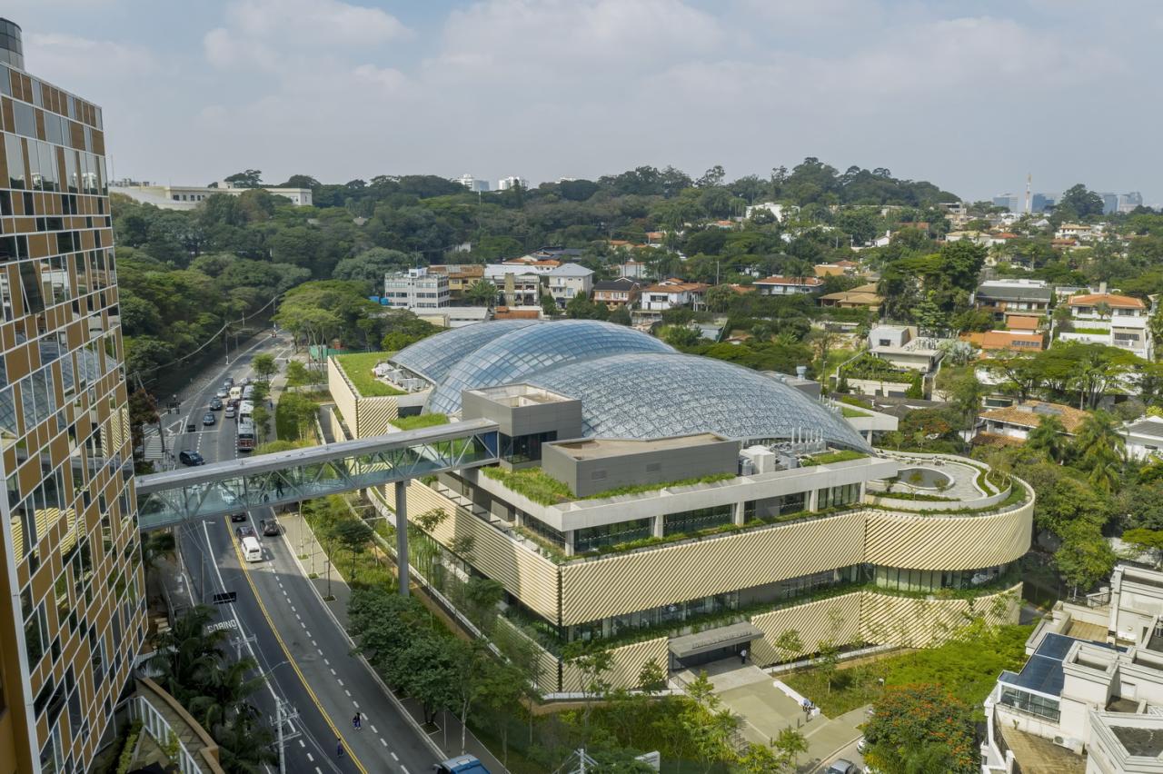 BIM建筑|阿尔伯特·爱因斯坦医学教育研究中心 / 萨夫迪建筑事务所