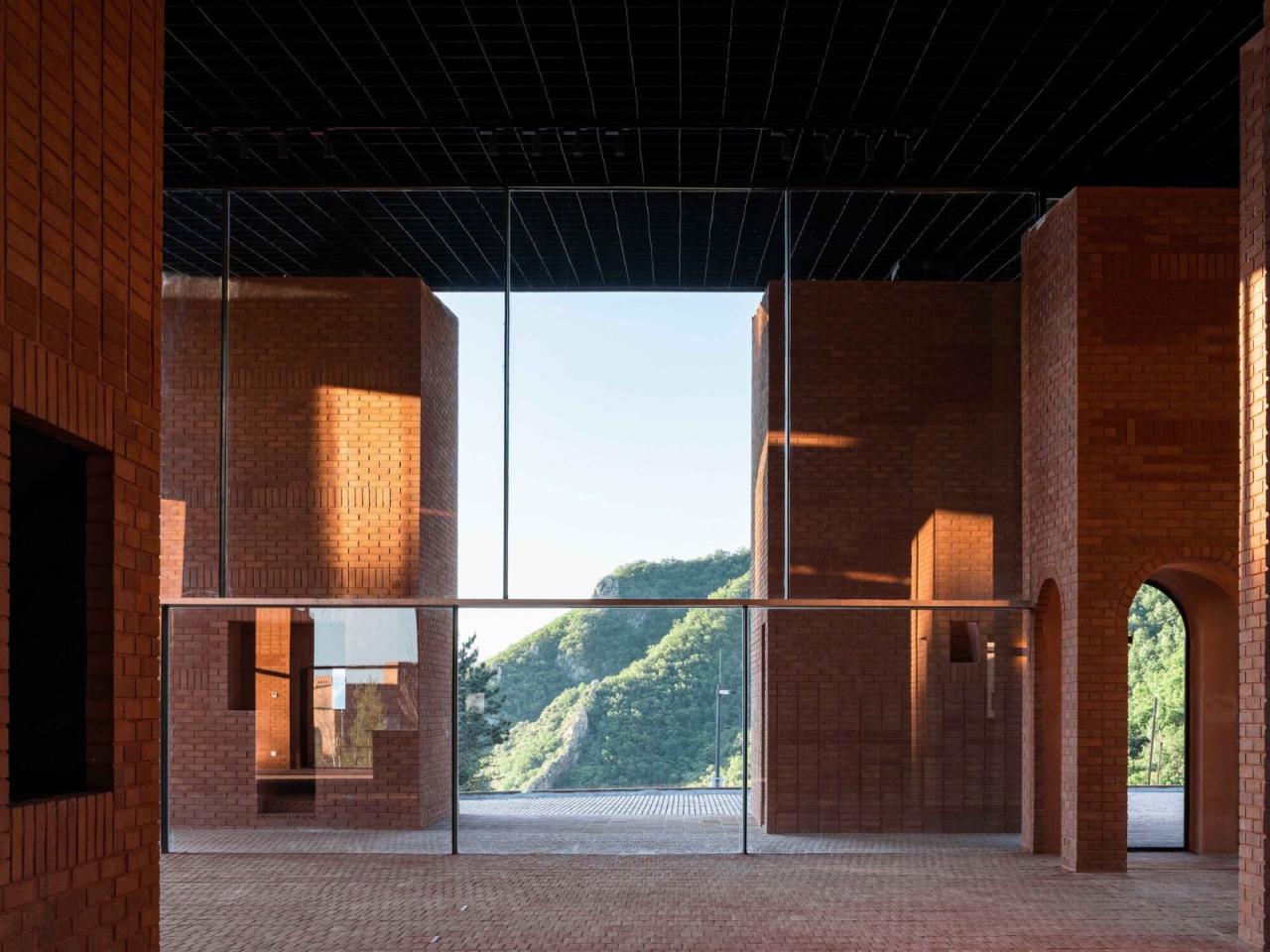 BIM建筑|阿那亚金山岭艺术中心 / 上海阿科米星建筑设计事务所