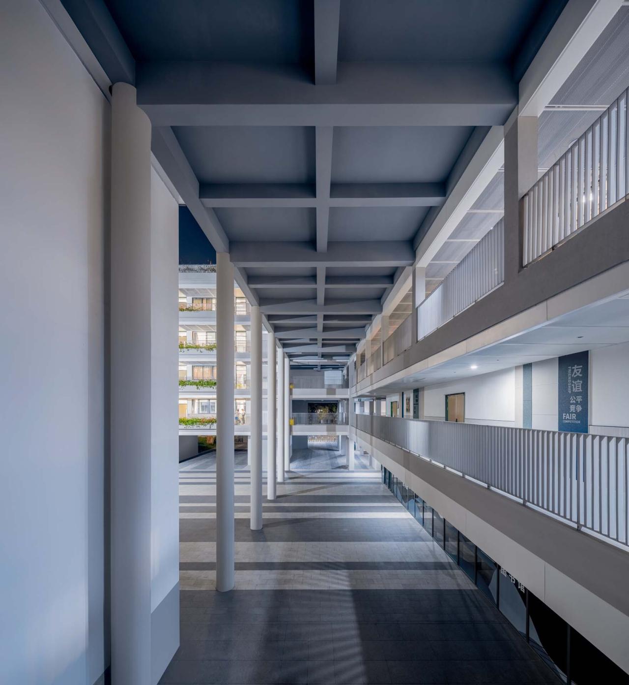 BIM建筑|链接与重塑：深圳南山麒麟中学改扩建工程 / 元本体工作室