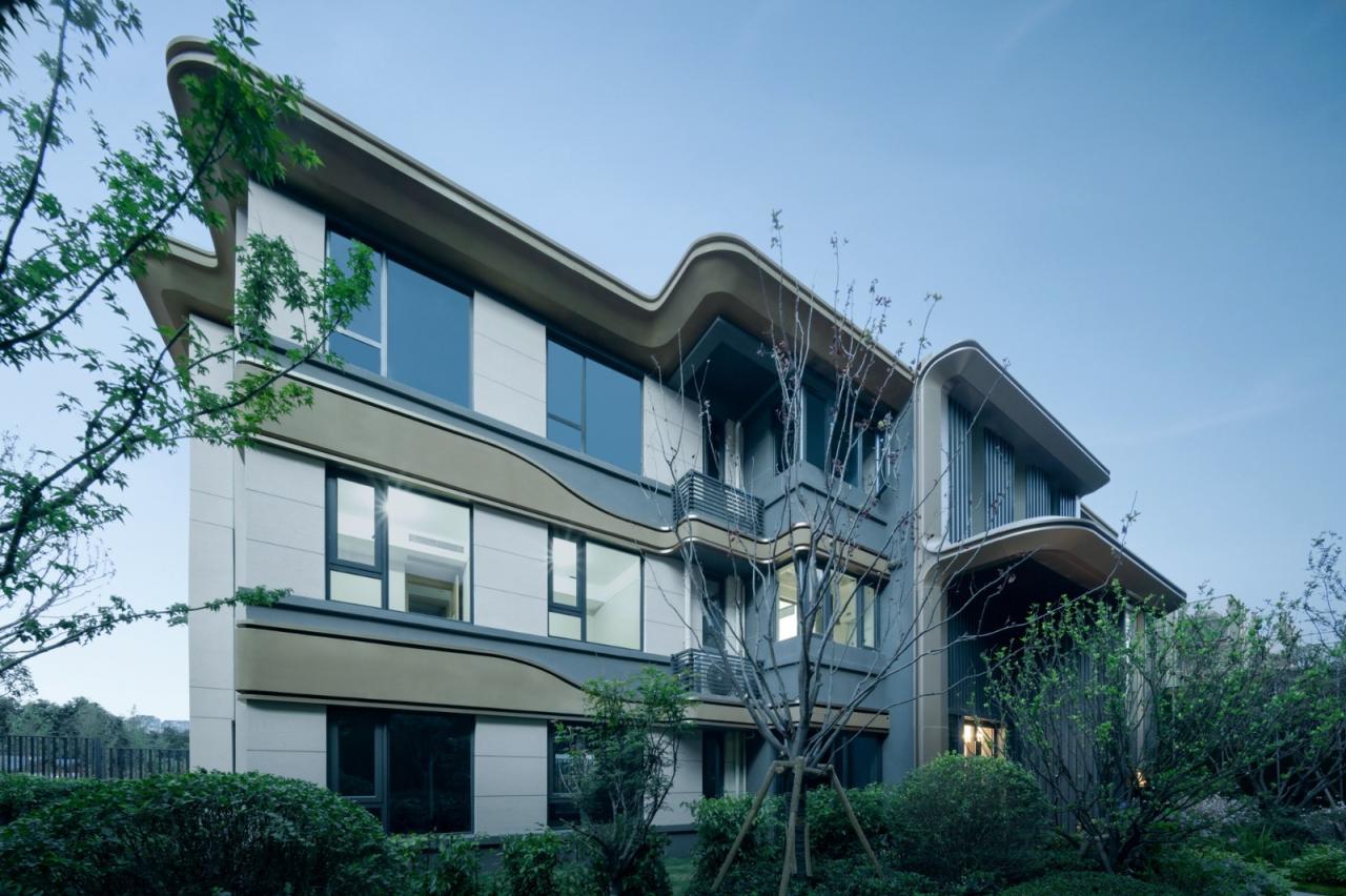 BIM建筑|漂浮艺居 舟泊烟渚：成都首开金地 • 鹭鸣北湖 / 成执设计