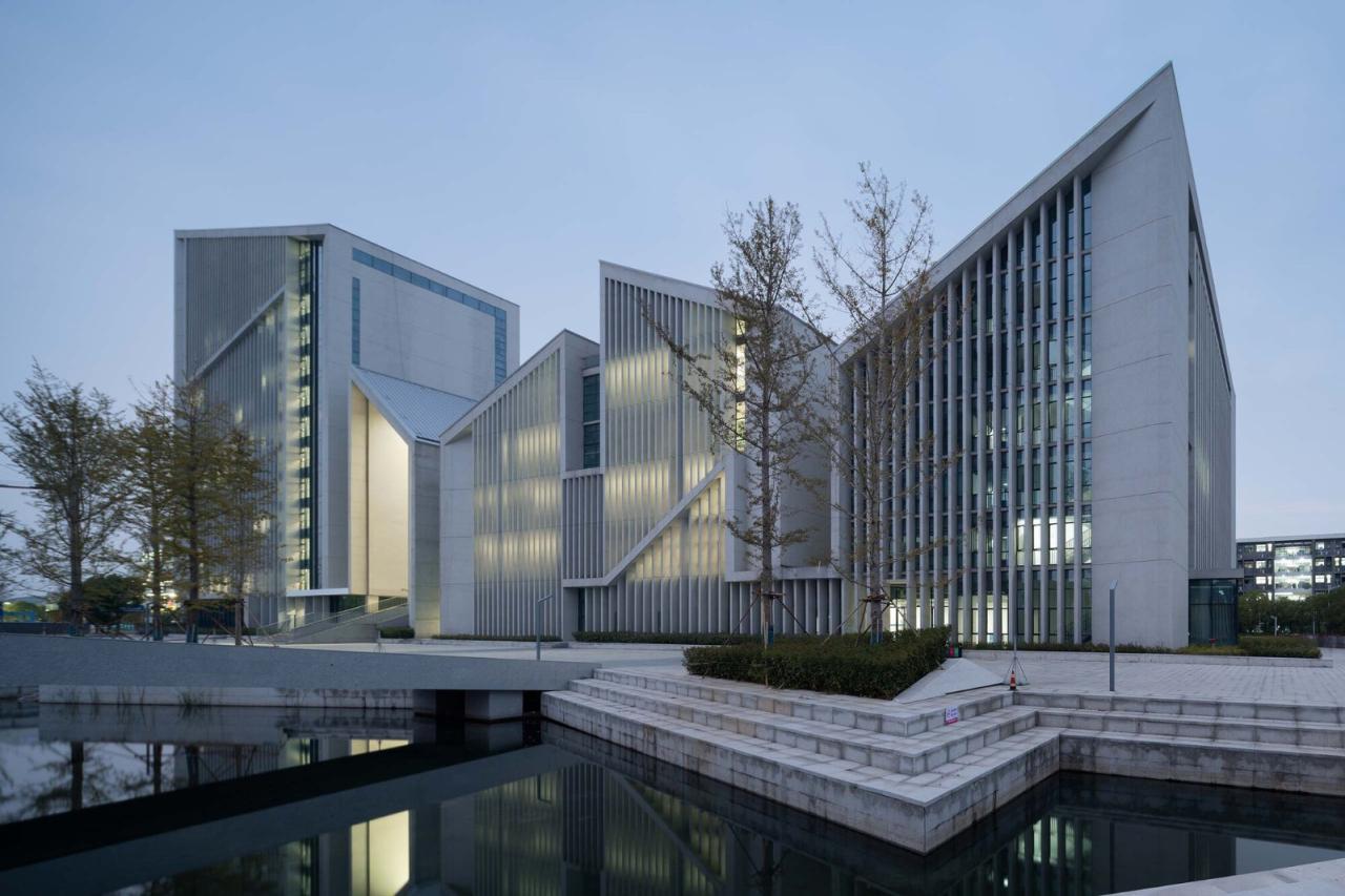 BIM建筑|江西建设职业技术学院图文信息综合楼 / 华南理工大学建筑设计研究院有限公司 陶郅工作室