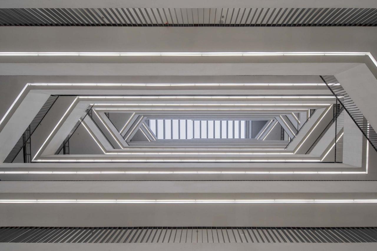 BIM建筑|江西建设职业技术学院图文信息综合楼 / 华南理工大学建筑设计研究院有限公司 陶郅工作室