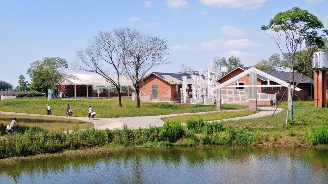 BIM建筑|青龙湖·漂浮种子：自我更新 / 小隐建筑事务所