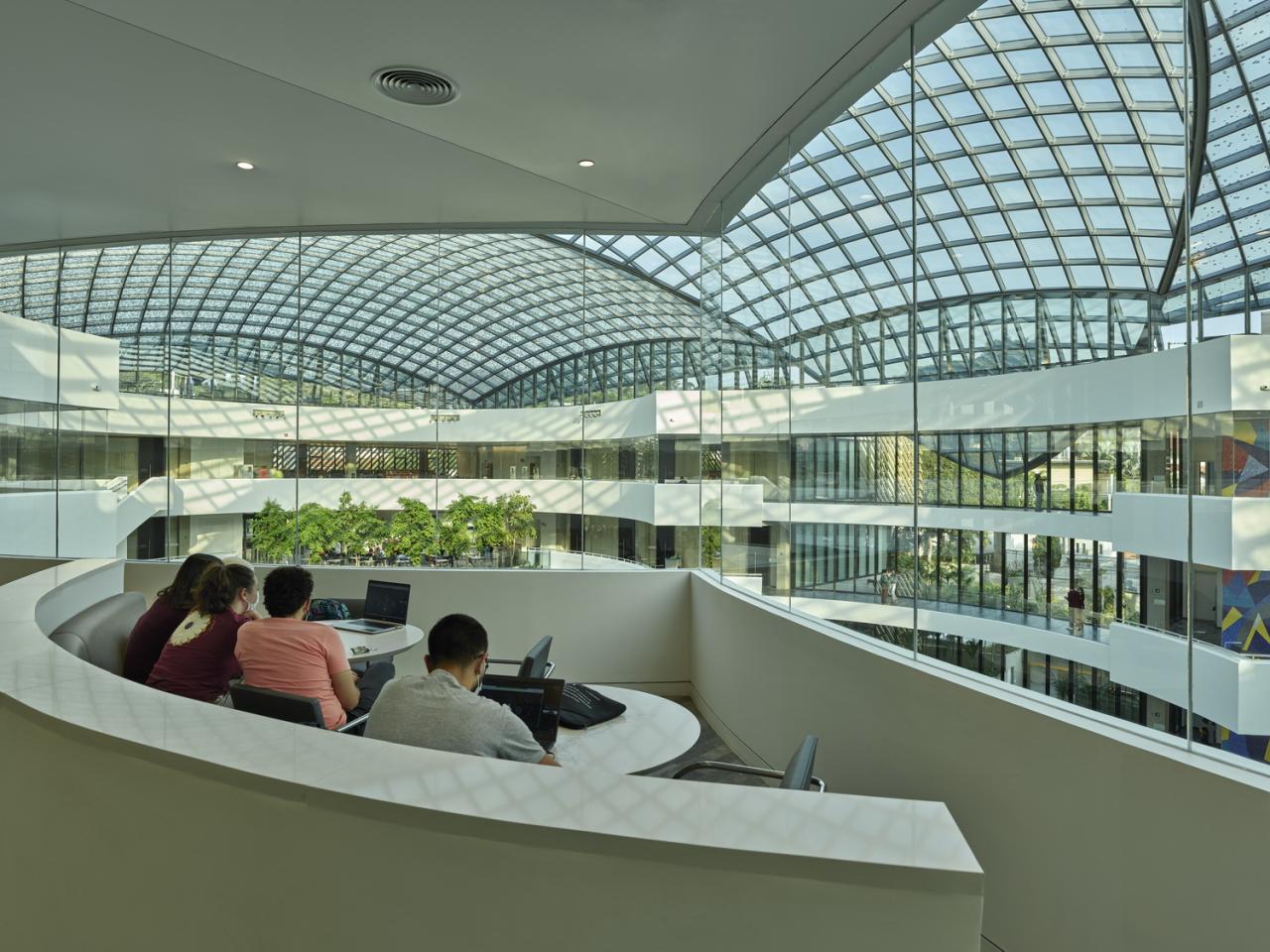 BIM建筑|阿尔伯特·爱因斯坦医学教育研究中心 / 萨夫迪建筑事务所