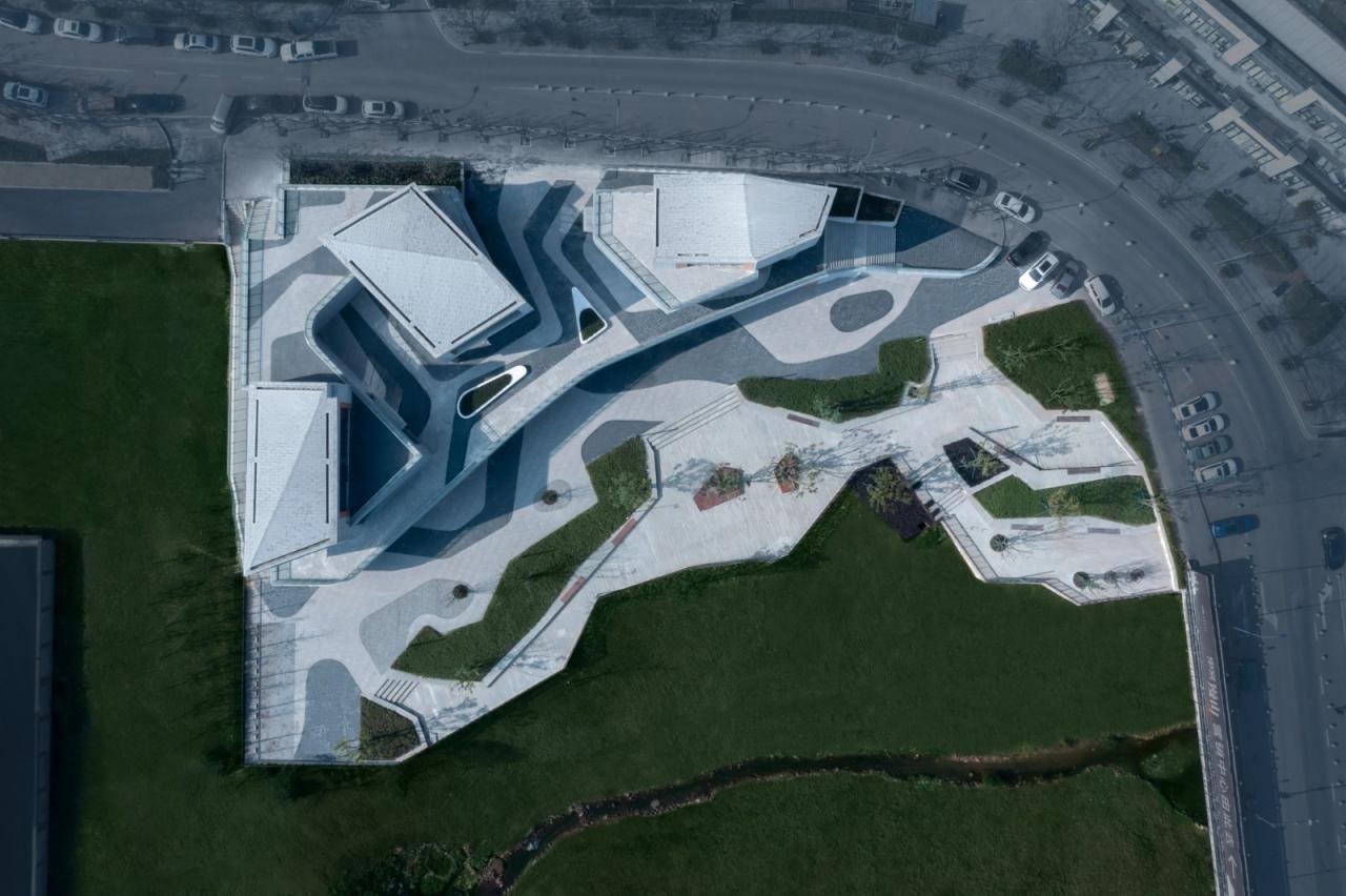 BIM建筑|重庆南岸区茶园中交漫山滨河商业，重庆 / 源道建筑