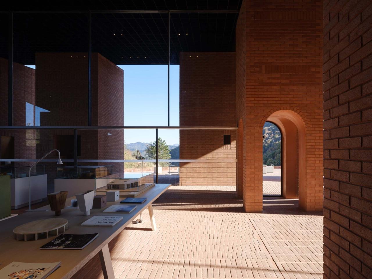 BIM建筑|阿那亚金山岭艺术中心 / 上海阿科米星建筑设计事务所