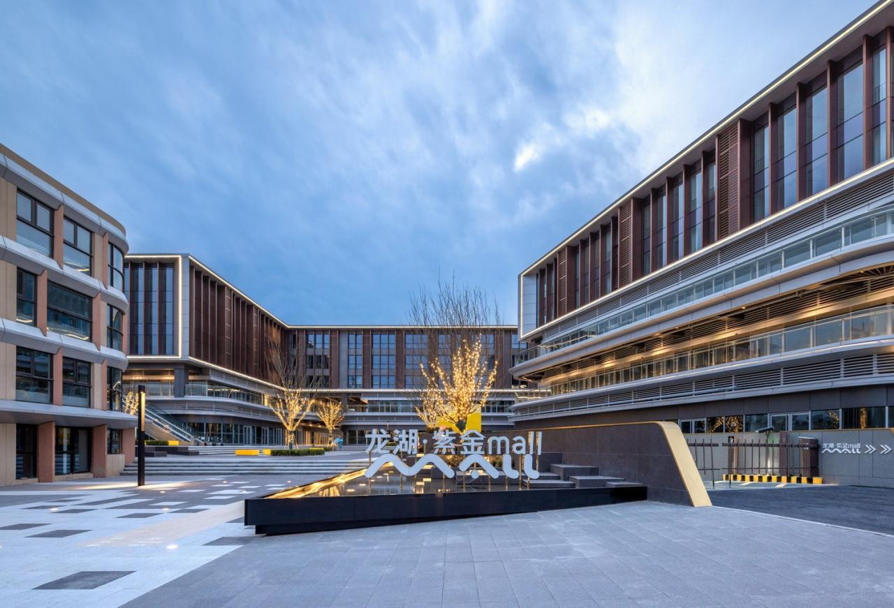 BIM建筑|南京龙湖紫金Mall-玩转“+－×÷”法，巧解梦想社区生活方程式 / 三益建筑