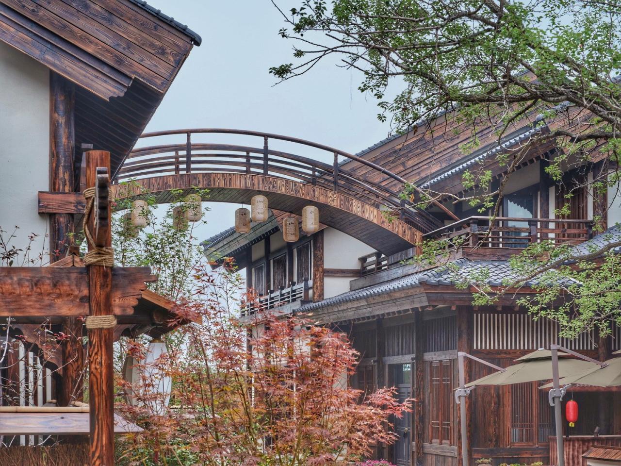 BIM建筑|现代视角下的新唐风演绎：长春世茂莲花山文旅小镇 / UA尤安设计