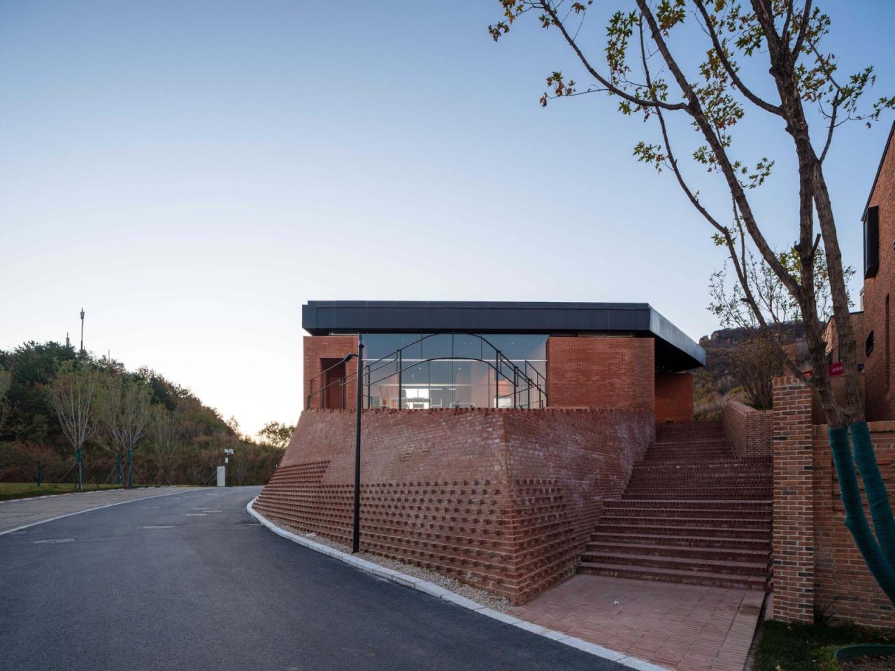 BIM建筑|阿那亚金山岭艺术中心 / 上海阿科米星建筑设计事务所