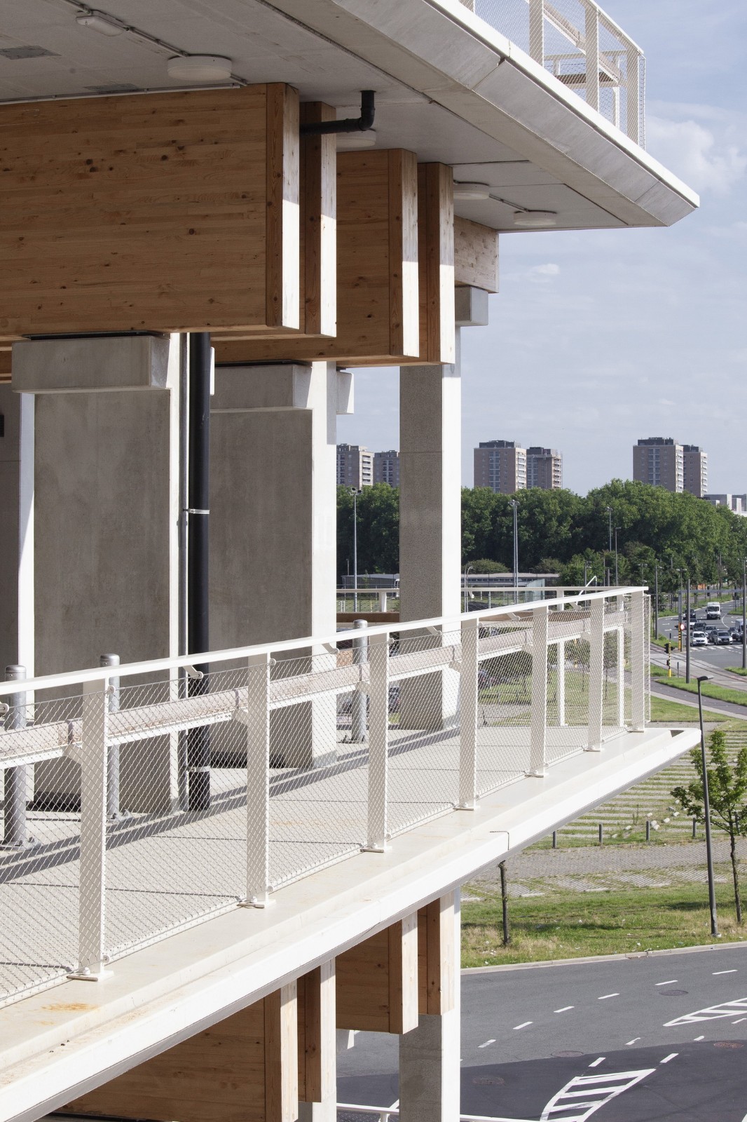 BIM建筑|Park+Ride新模式，私人交通+公交交通 / HUB