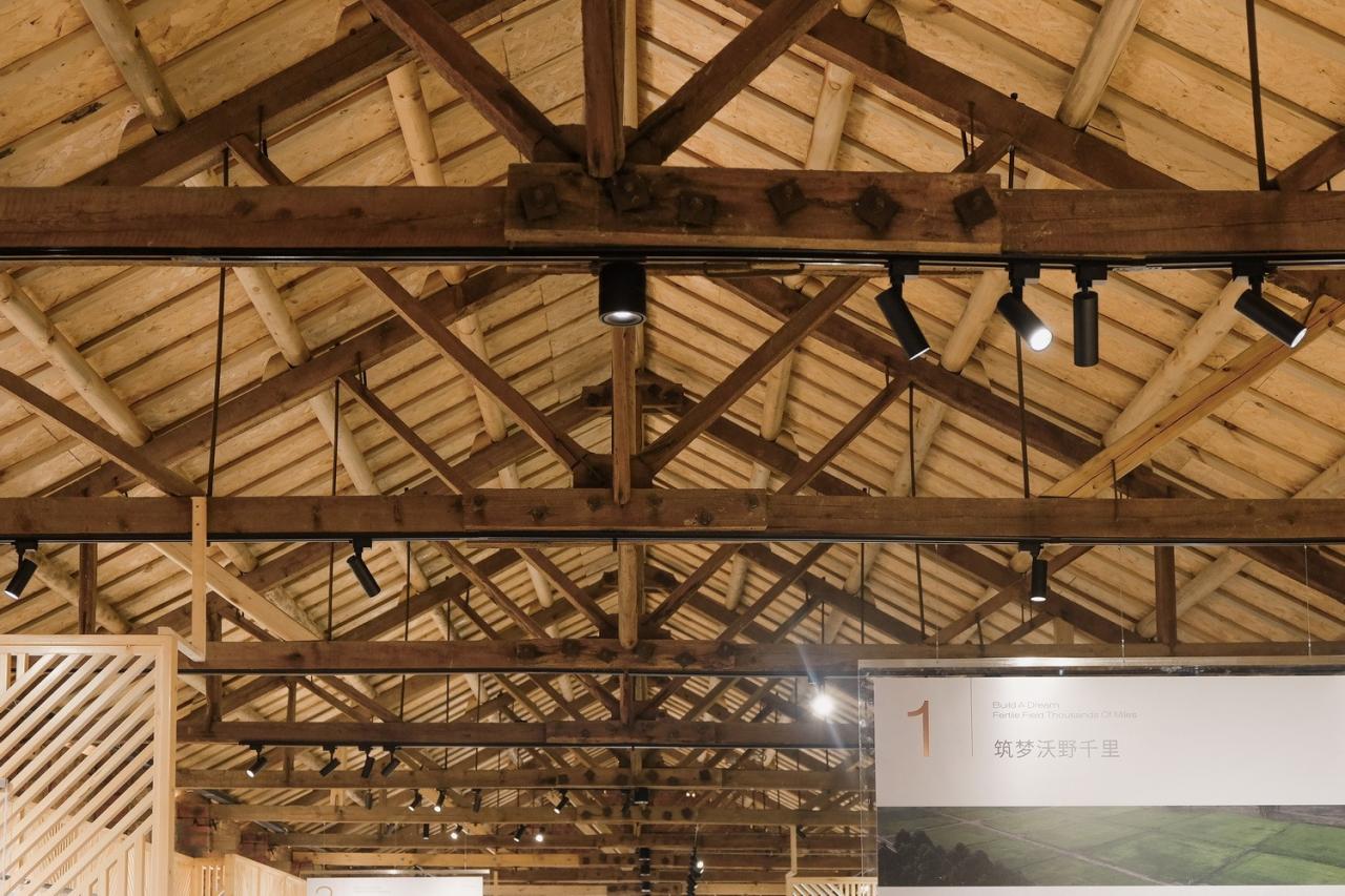 BIM建筑|青龙湖·漂浮种子：自我更新 / 小隐建筑事务所