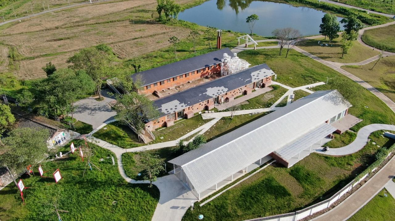 BIM建筑|青龙湖·漂浮种子：自我更新 / 小隐建筑事务所