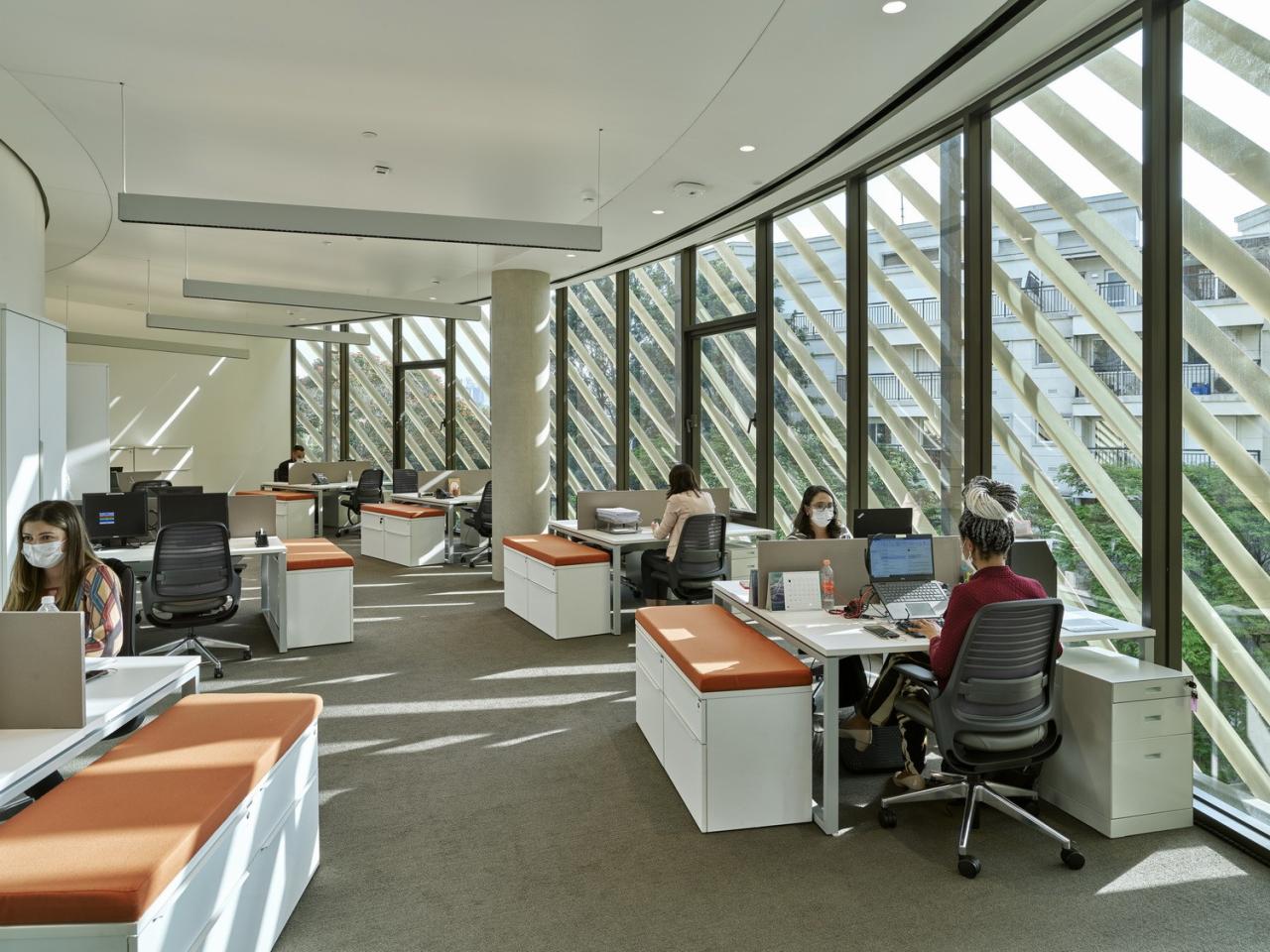 BIM建筑|阿尔伯特·爱因斯坦医学教育研究中心 / 萨夫迪建筑事务所