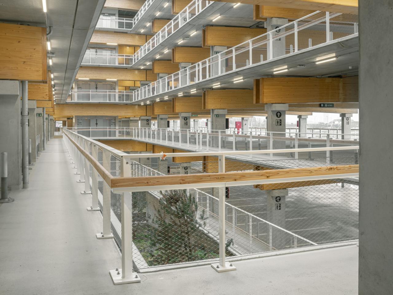 BIM建筑|Park+Ride新模式，私人交通+公交交通 / HUB