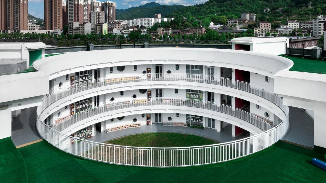 BIM建筑|中国最美幼儿园在县城：平利县第三幼儿园 / 迪卡建筑设计中心