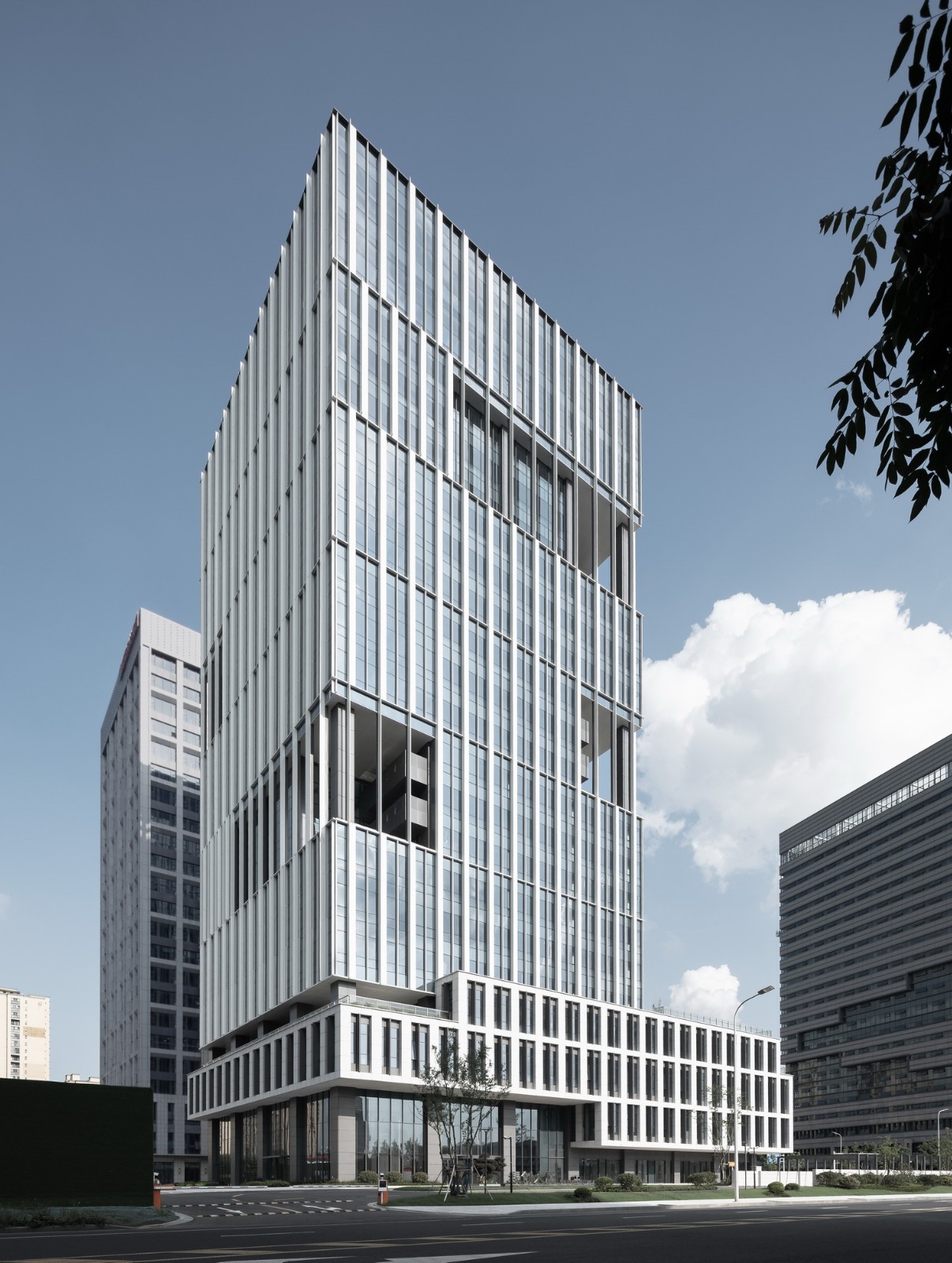 BIM建筑|解码花园式总部办公：绿创大厦 / 简和建筑