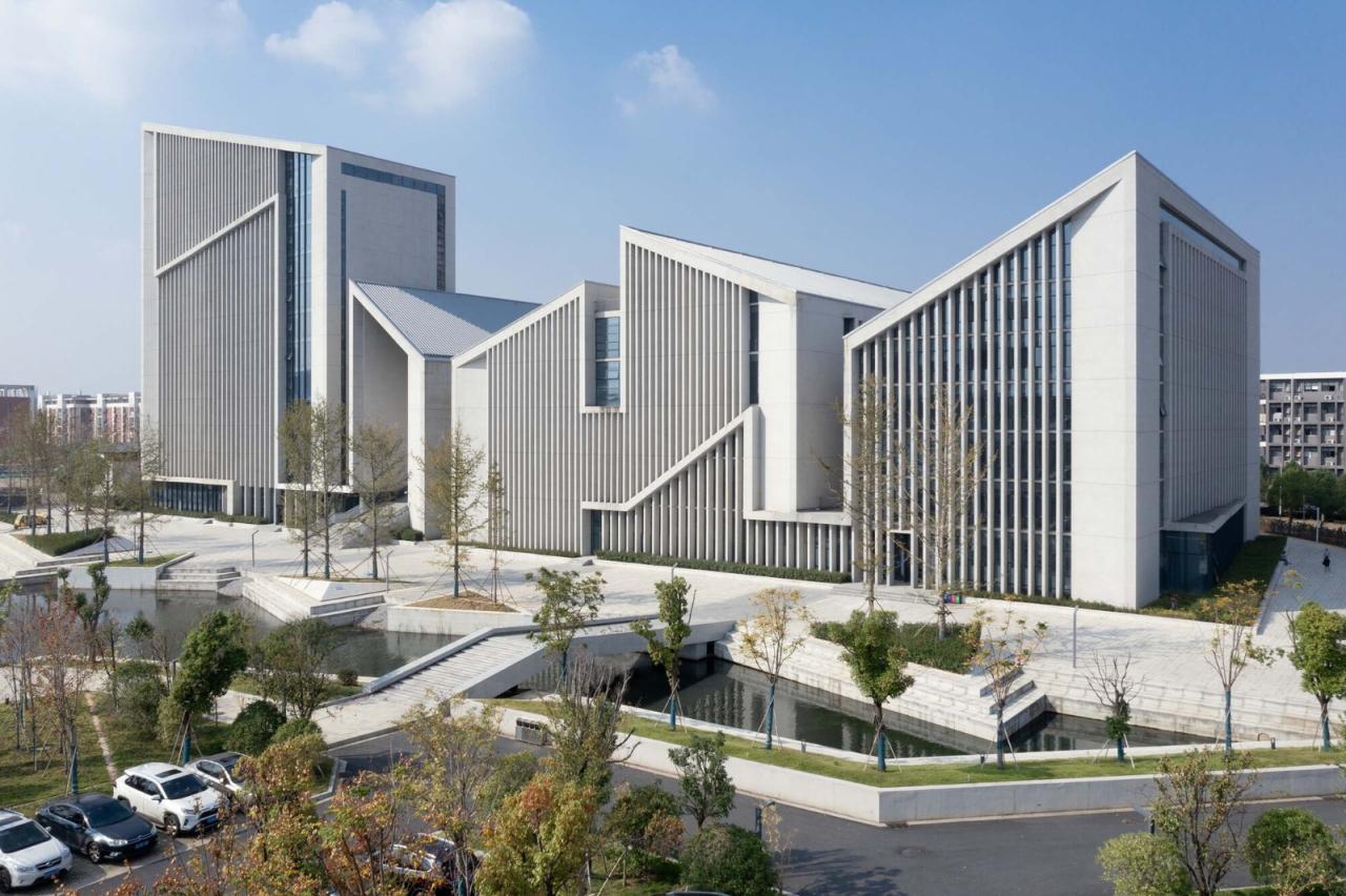 BIM建筑|江西建设职业技术学院图文信息综合楼 / 华南理工大学建筑设计研究院有限公司 陶郅工作室