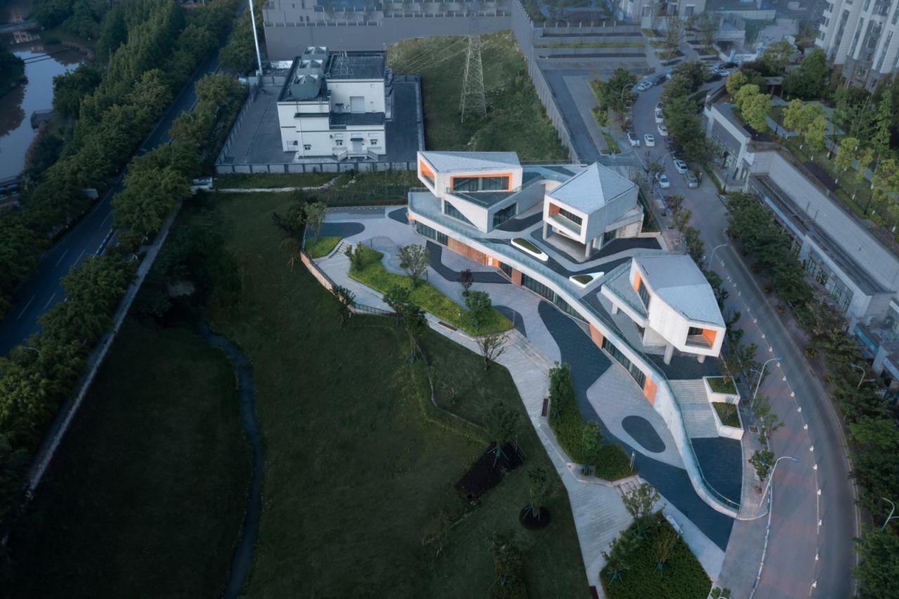 BIM建筑|重庆南岸区茶园中交漫山滨河商业，重庆 / 源道建筑