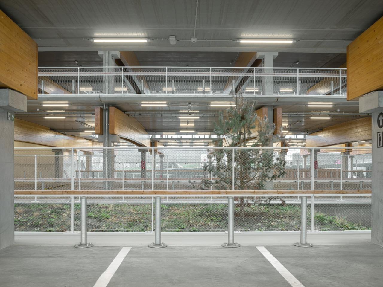 BIM建筑|Park+Ride新模式，私人交通+公交交通 / HUB