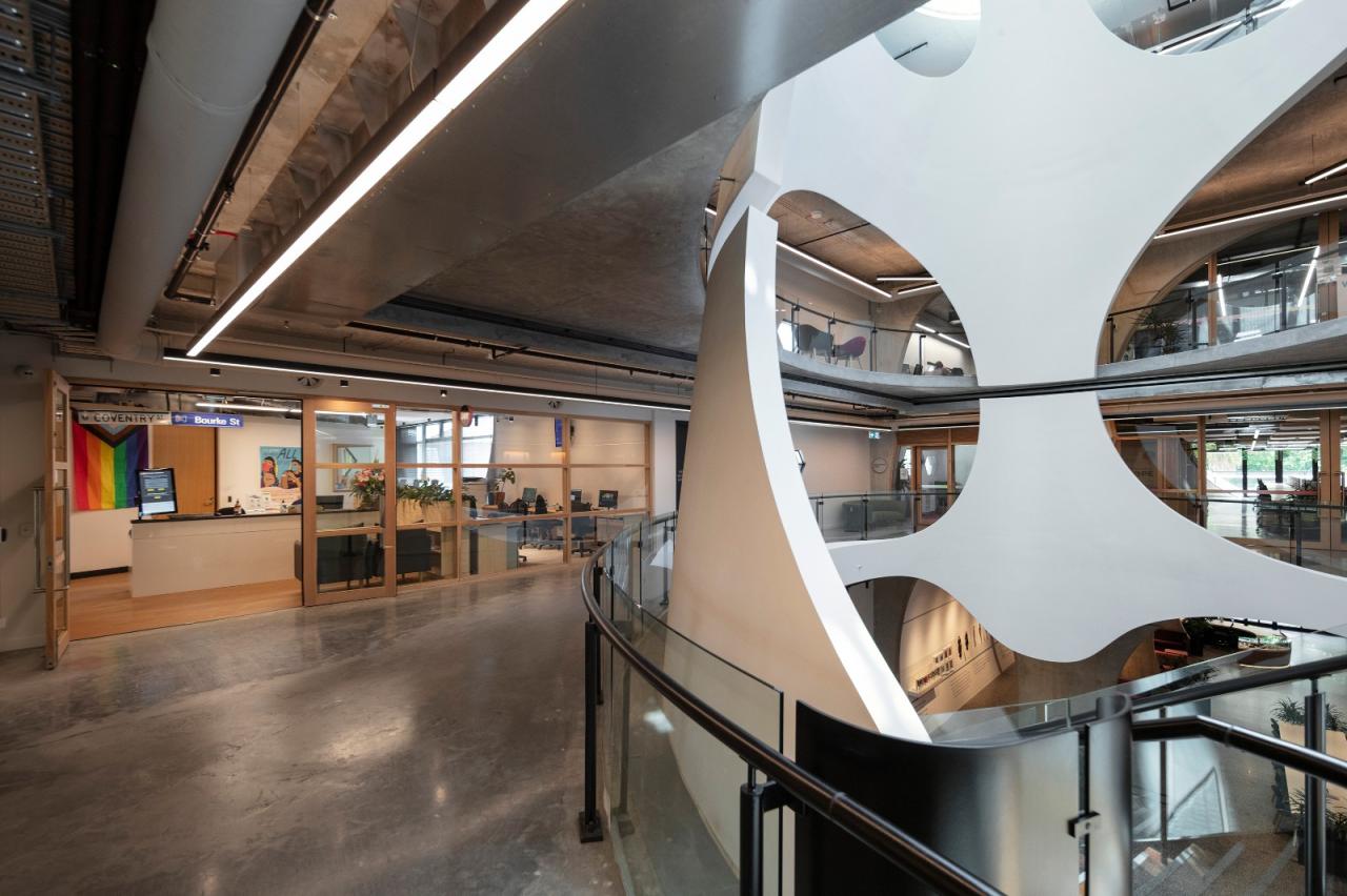 BIM建筑|‘半成品’建筑：圣基尔达，维多利亚傲娇中心 / BAU+Grant Amon