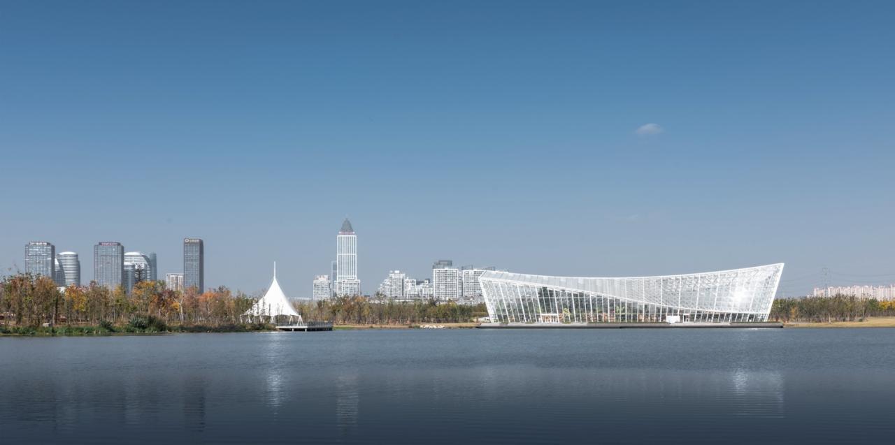 BIM建筑|优雅的变奏·南通植物园温室 / 简和工作室