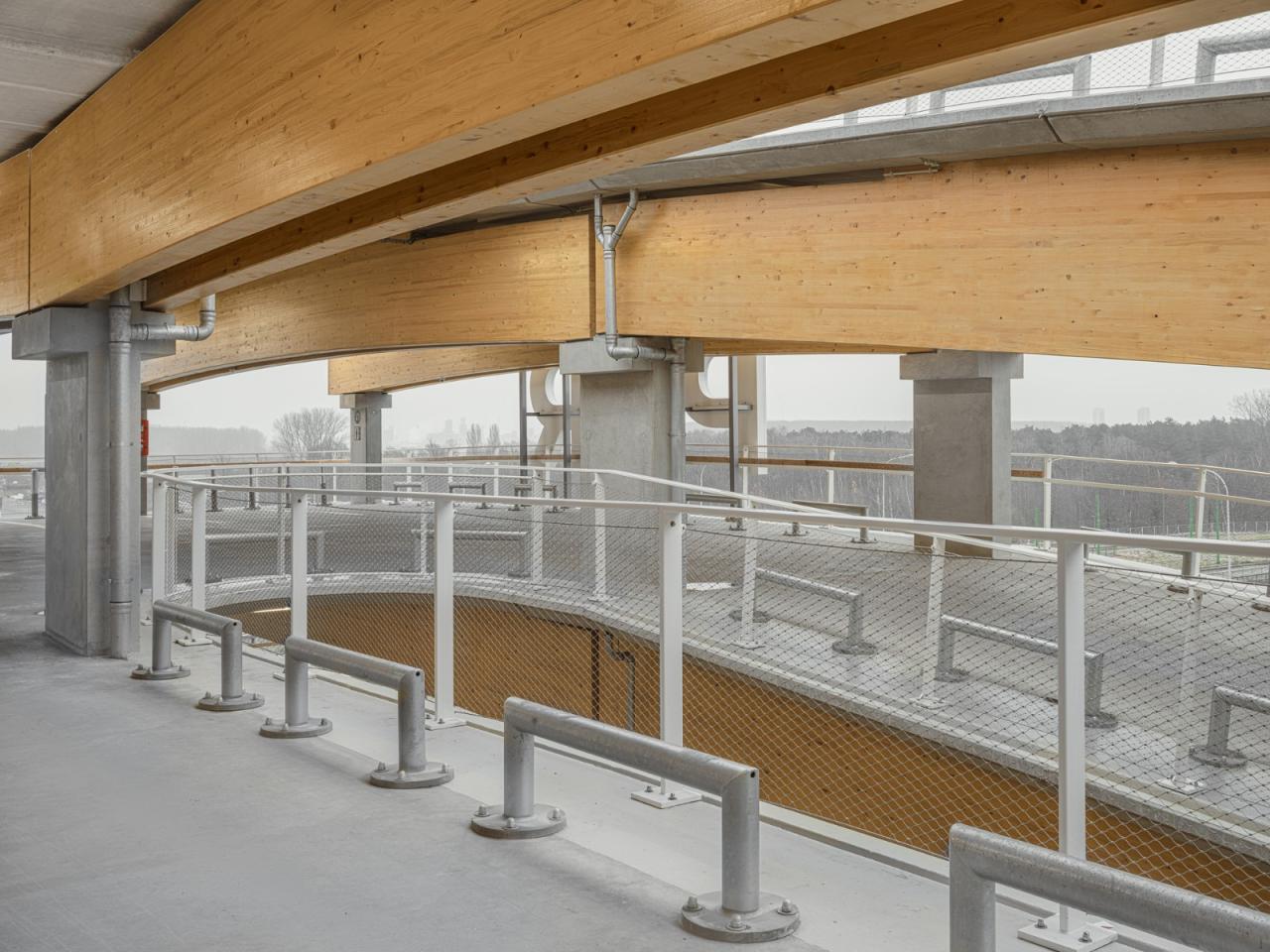 BIM建筑|Park+Ride新模式，私人交通+公交交通 / HUB