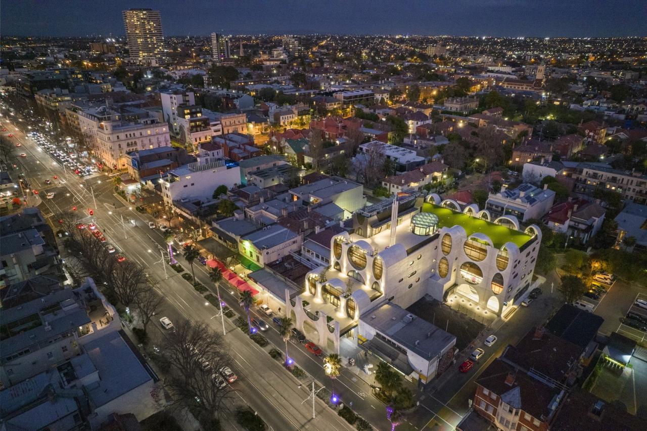 BIM建筑|‘半成品’建筑：圣基尔达，维多利亚傲娇中心 / BAU+Grant Amon