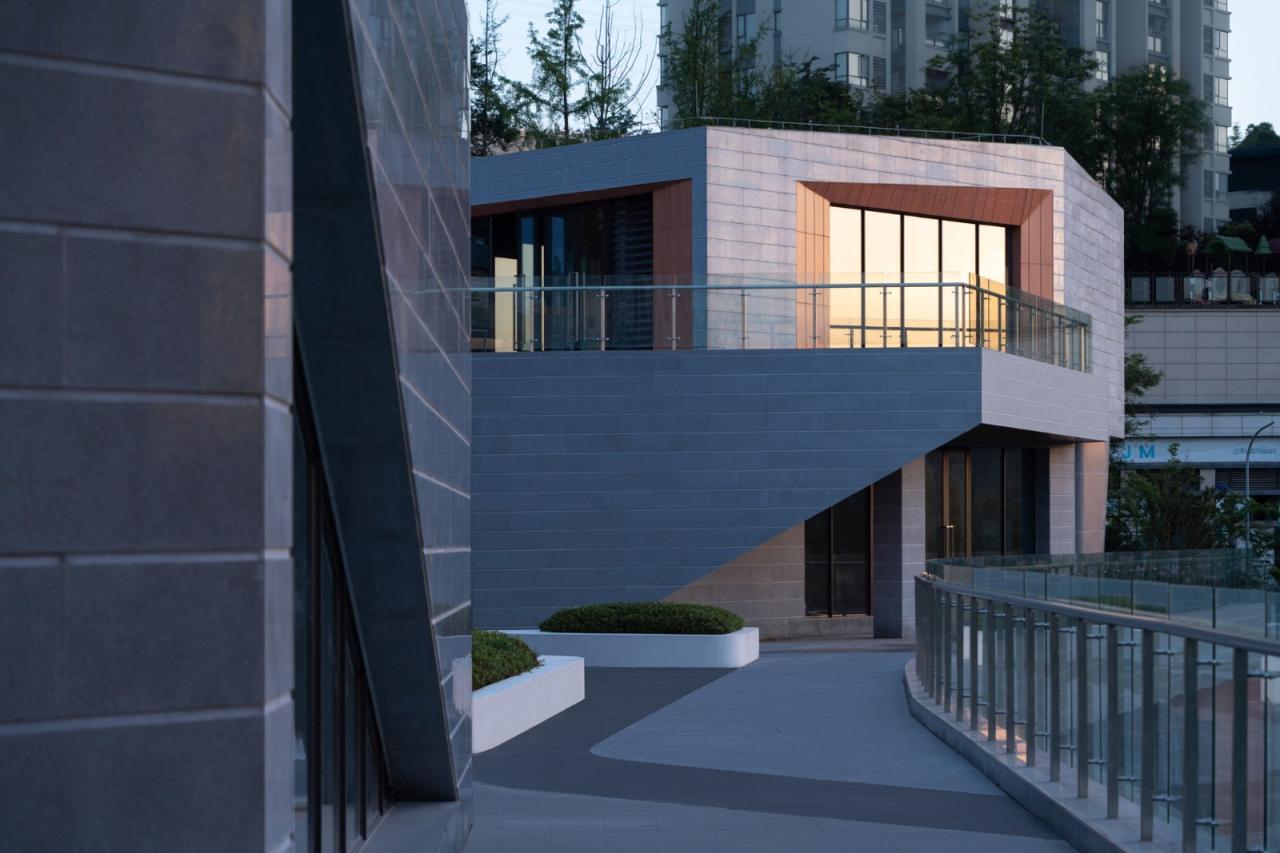 BIM建筑|重庆南岸区茶园中交漫山滨河商业，重庆 / 源道建筑