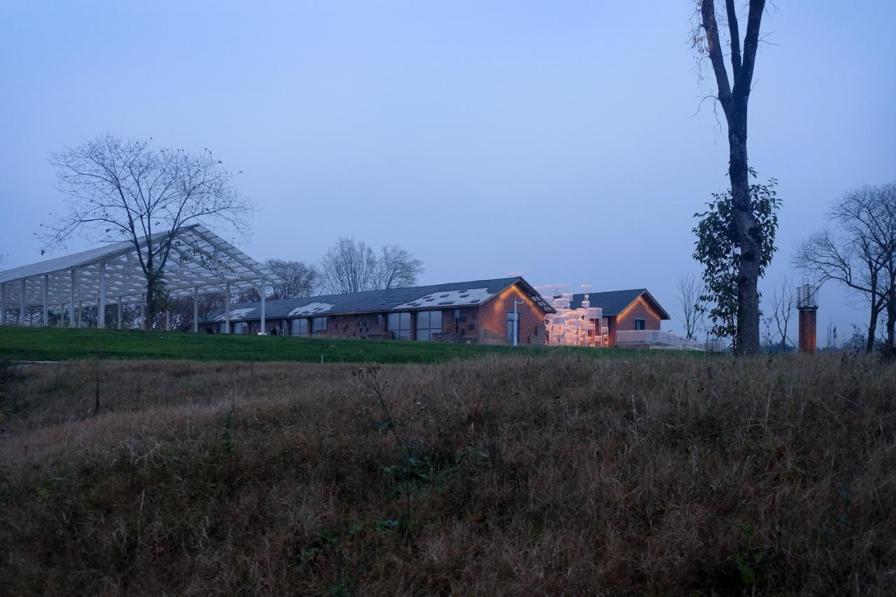 BIM建筑|青龙湖·漂浮种子：自我更新 / 小隐建筑事务所