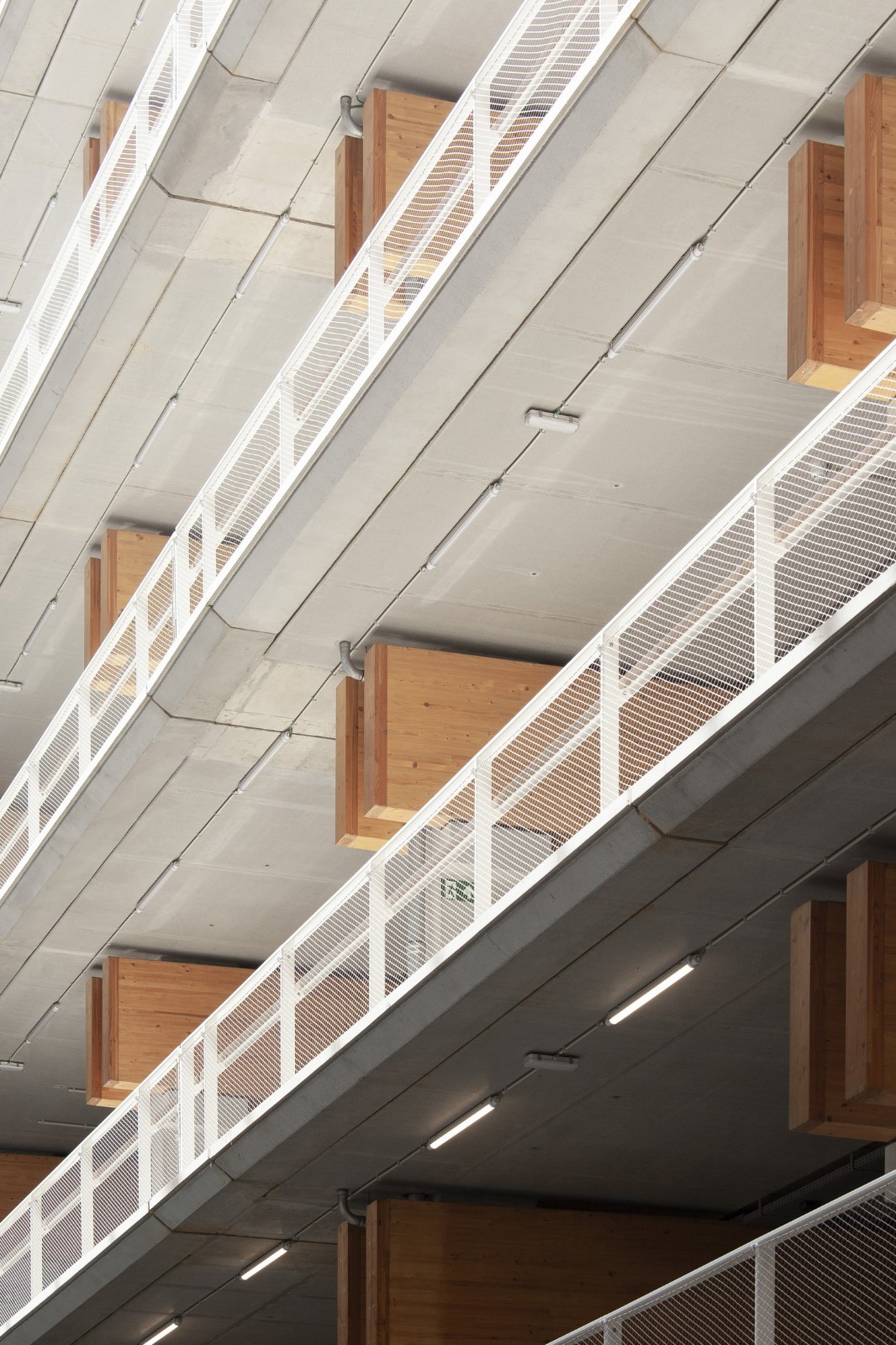 BIM建筑|Park+Ride新模式，私人交通+公交交通 / HUB