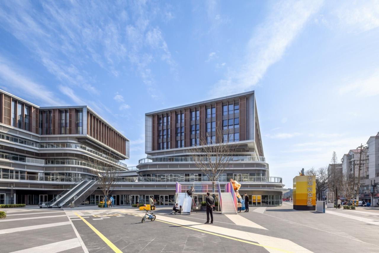 BIM建筑|南京龙湖紫金Mall-玩转“+－×÷”法，巧解梦想社区生活方程式 / 三益建筑