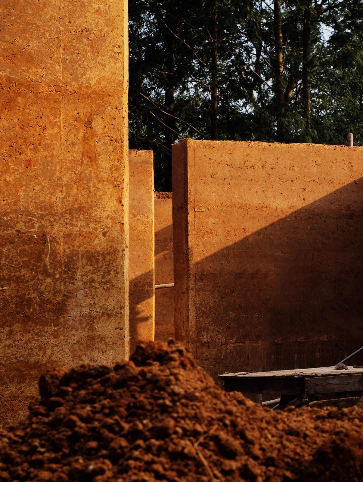 BIM建筑|邛窑遗址公园·成都 建筑与艺术创新实验室 / 合造社CLAB