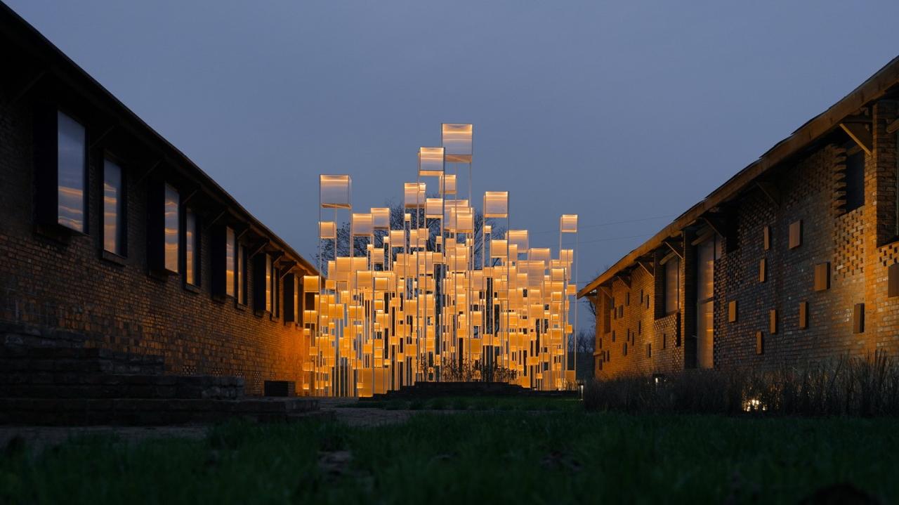 BIM建筑|青龙湖·漂浮种子：自我更新 / 小隐建筑事务所