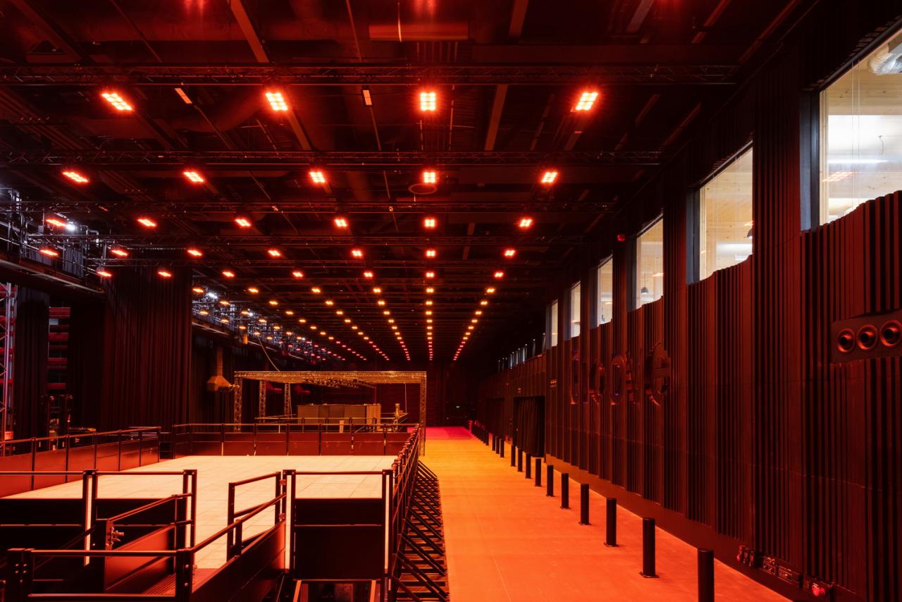 BIM建筑|UCL 特殊研究实验室 / Penoyre & Prasad