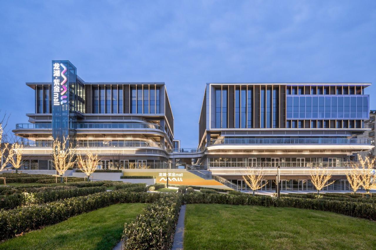 BIM建筑|南京龙湖紫金Mall-玩转“+－×÷”法，巧解梦想社区生活方程式 / 三益建筑