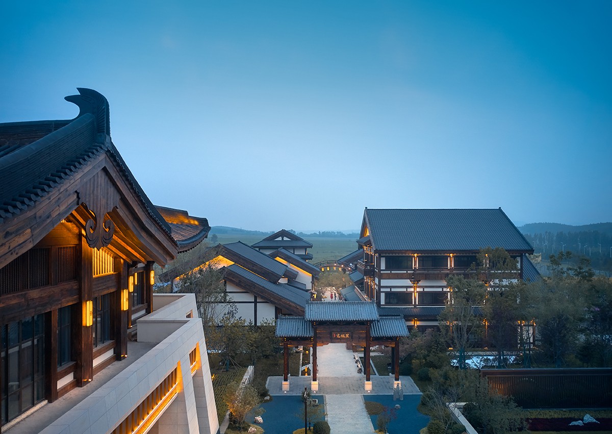 BIM建筑|现代视角下的新唐风演绎：长春世茂莲花山文旅小镇 / UA尤安设计