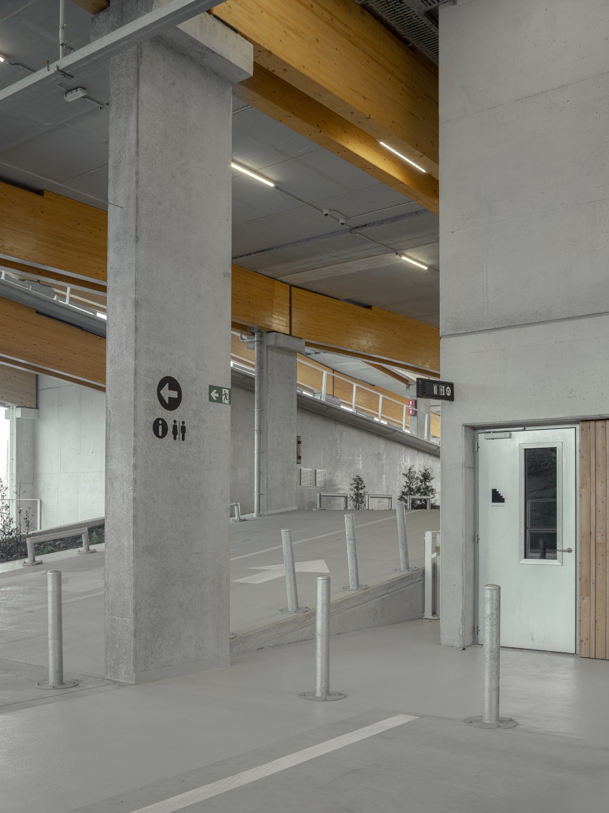 BIM建筑|Park+Ride新模式，私人交通+公交交通 / HUB