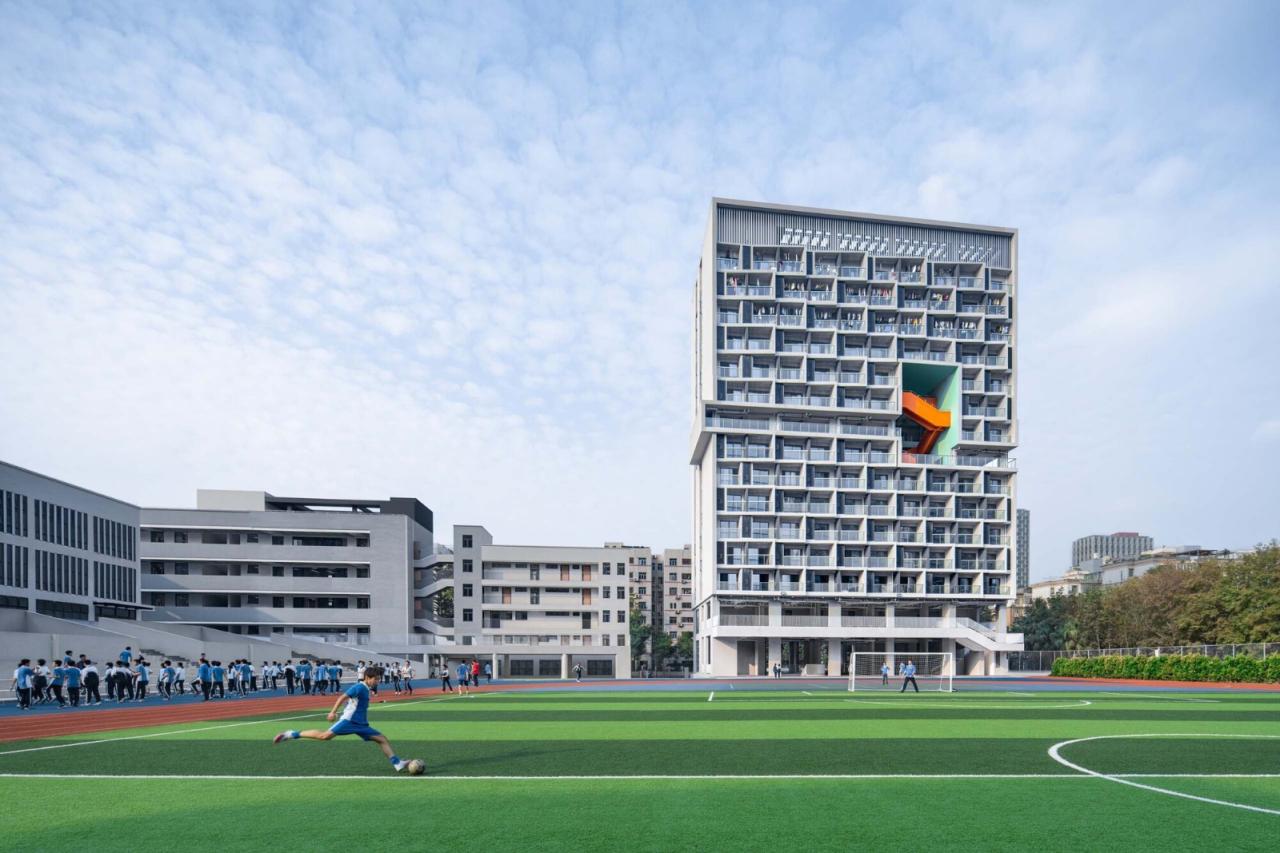 BIM建筑|链接与重塑：深圳南山麒麟中学改扩建工程 / 元本体工作室