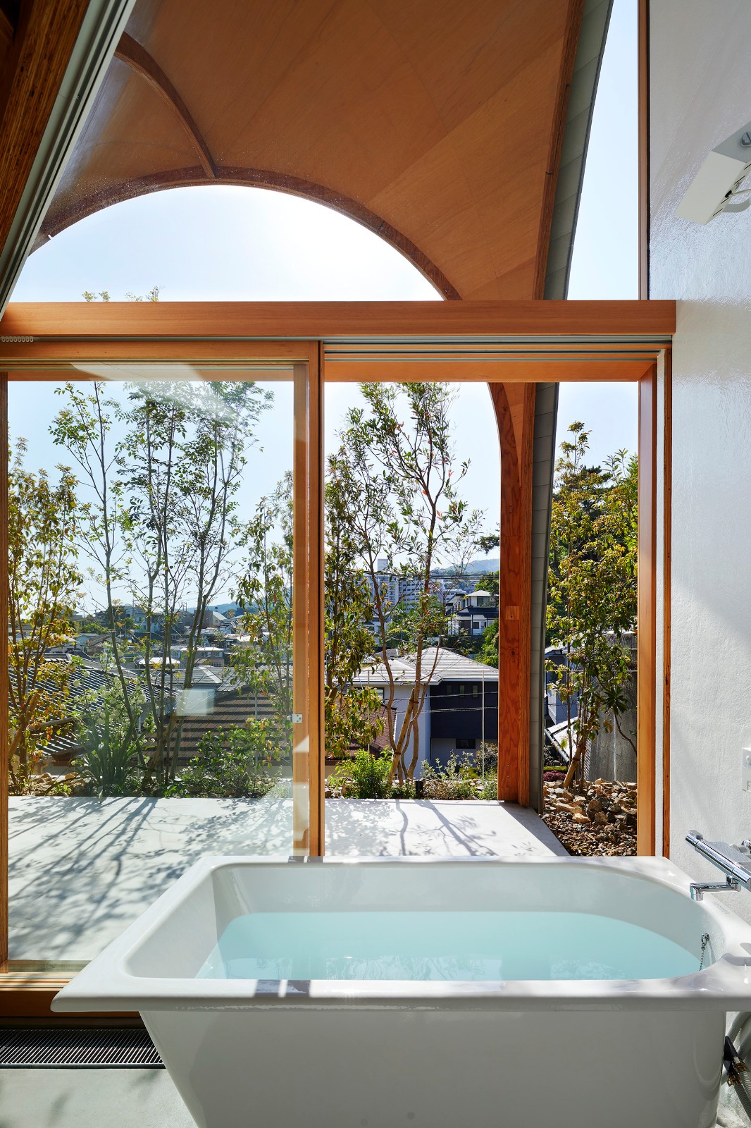 BIM建筑|甲阳园之家 / 畑友洋建筑设计事务所