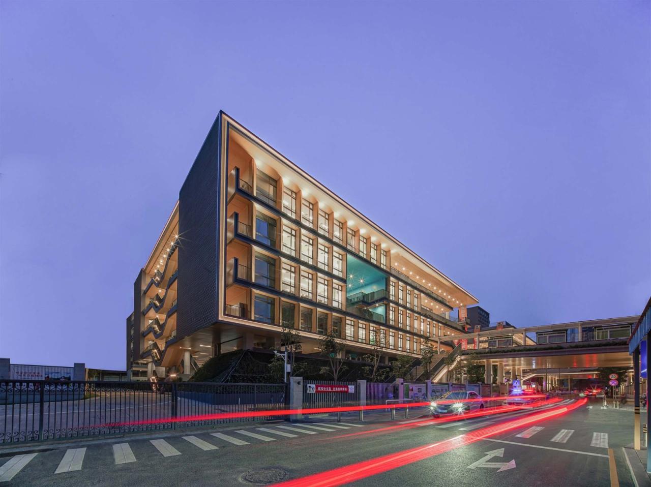 BIM建筑|深圳外国语学校宝安学校 / 华阳国际设计集团