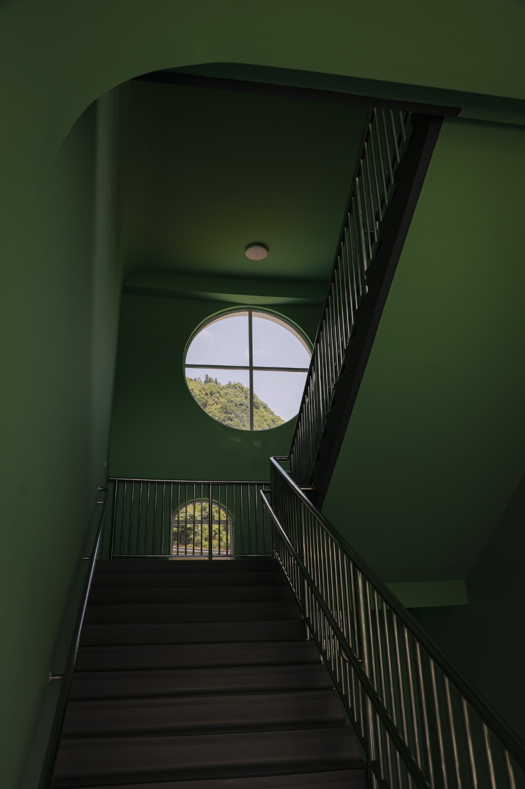 BIM建筑|中国最美幼儿园在县城：平利县第三幼儿园 / 迪卡建筑设计中心