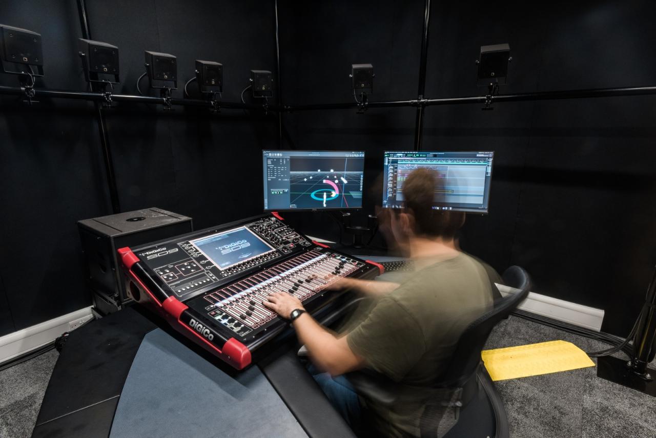 BIM建筑|UCL 特殊研究实验室 / Penoyre & Prasad