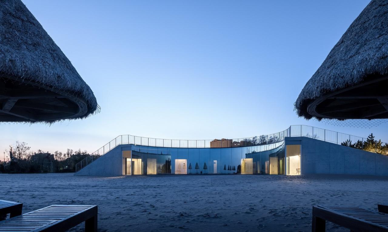 BIM建筑|海边咖啡厅：海之回声 / 同一建筑设计事务所